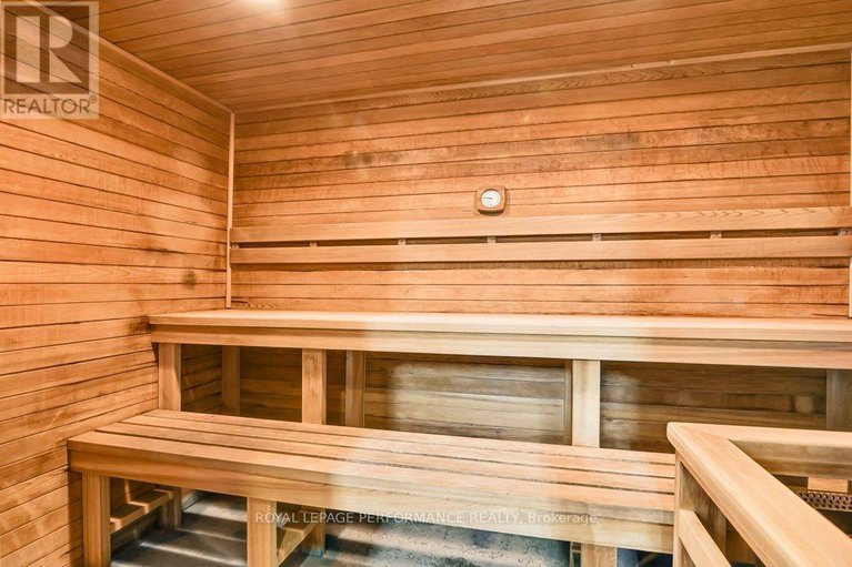 29160516/1010-158-a-mcarthur-avenue/vanier/ottawa/ontario/K1L7E7_31