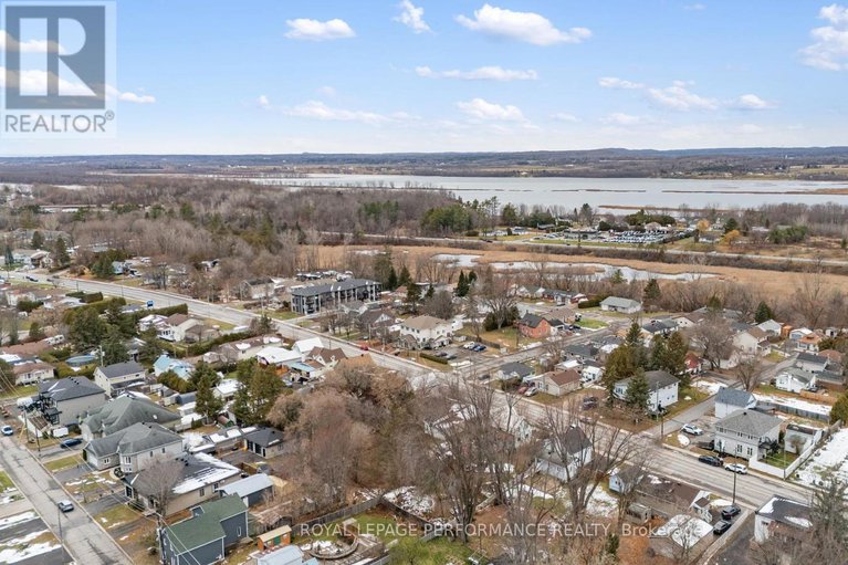 29250123/1133-laurier-street/town-of-rockland/clarence-rockland/ontario/K4K1E3_38