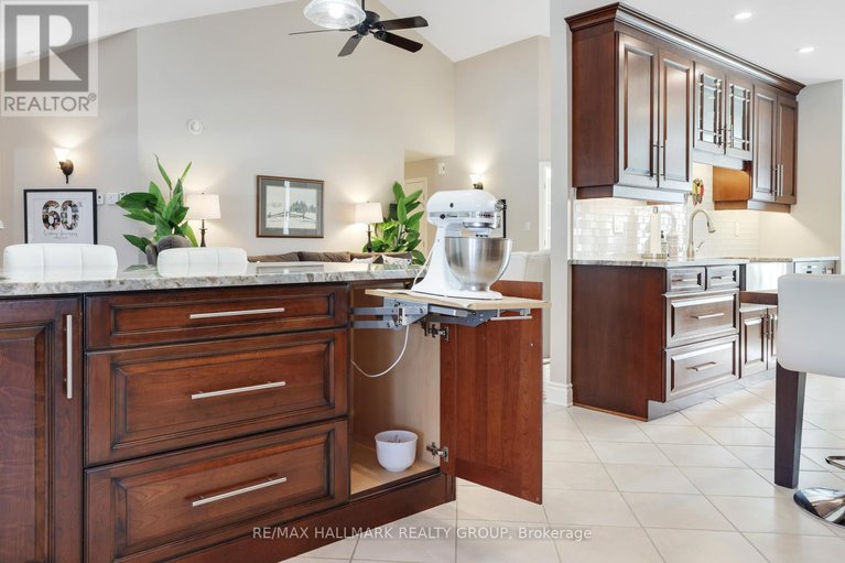 29345717/112-oak-lane/drummond-n-elmsley-drummond-twp/drummondnorth-elmsley/ontario/K7H3C8_9