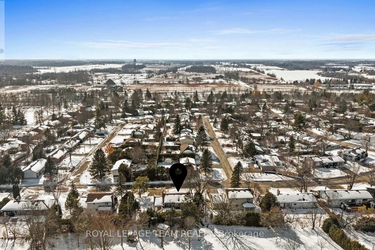 29455651/5329-driscoll-drive/manotick-long-island-nicholls-island/ottawa/ontario/K4M1E3_49