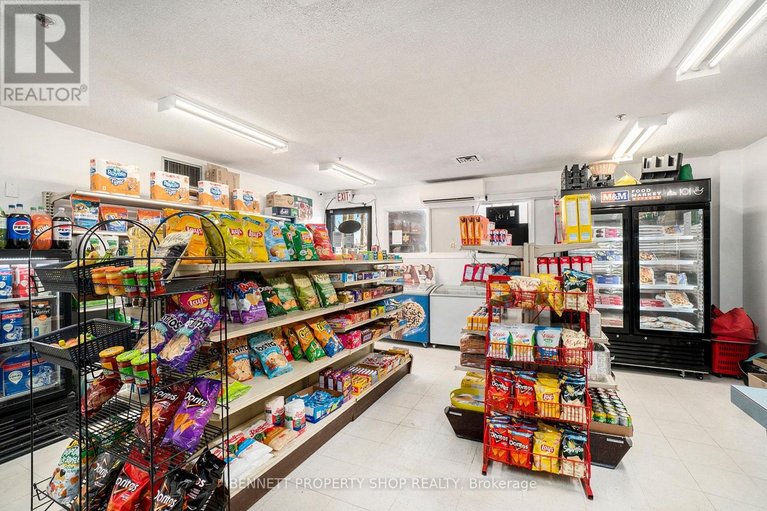 29574138/1201-1081-ambleside-drive/woodroffe/ottawa/ontario/K2B8C8_18