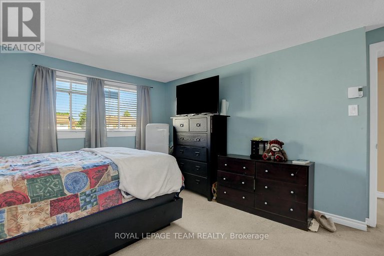 28759659/c-9-forester-crescent/westcliffe-estates/ottawa/ontario/K2H8Y1_18