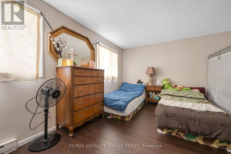 28006993/25a-sonnet-crescent/westcliffe-estates/ottawa/ontario/K2H8W8_13