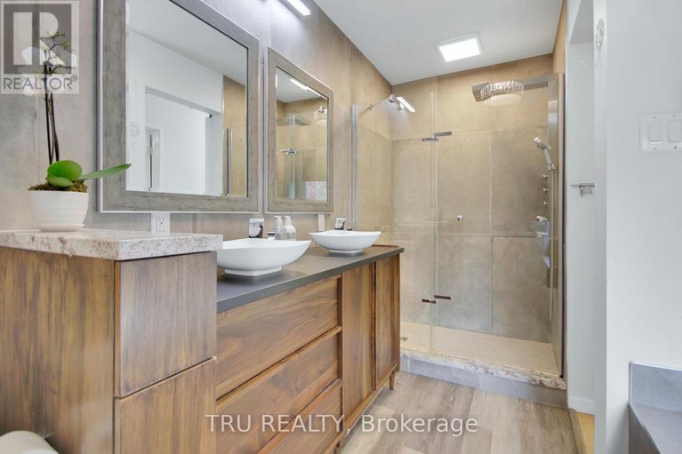 28565649/36-varley-drive/beaverbrook/ottawa/ontario/K2K1G2_36