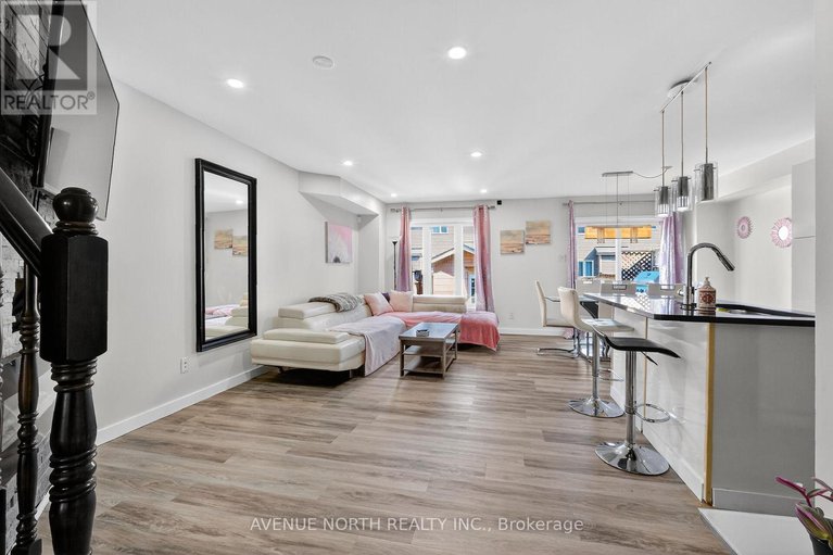 28953713/208-kingswell-street/leitrim/ottawa/ontario/K1T0L1_6