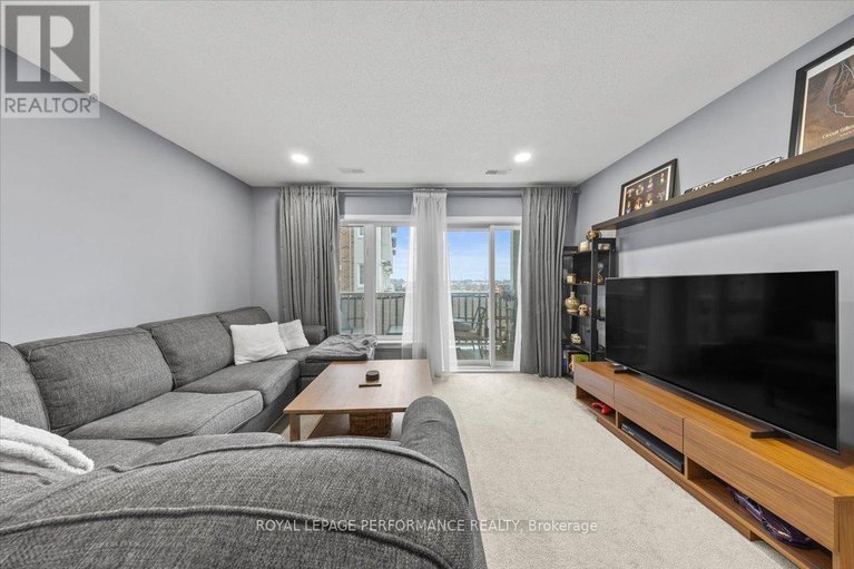 29463572/232-shanly-private/stonebridge/ottawa/ontario/K2J5X6_10