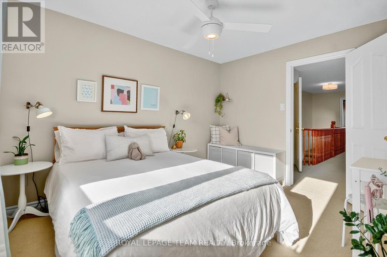 29098547/293-waymark-crescent/bridlewood/ottawa/ontario/K2M0A5_21