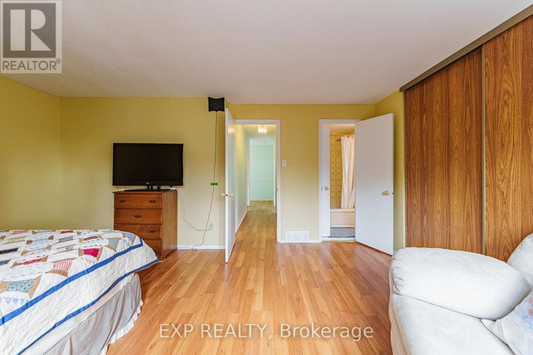 29653946/31-coolspring-crescent/borden-farmstewart-farmcarleton-heightsparkwood-hills/ottawa/ontario/K2E7M9_28