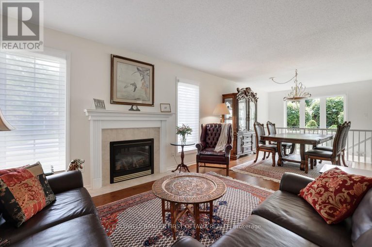 28678446/10-ladybirds-crescent/stittsville-north/ottawa/ontario/K2S1Z6_11