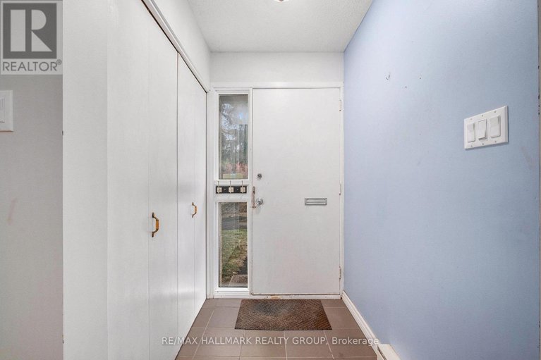 29143910/23-3691-albion-road/sawmill-creektimbermill/ottawa/ontario/K1T1P2_2