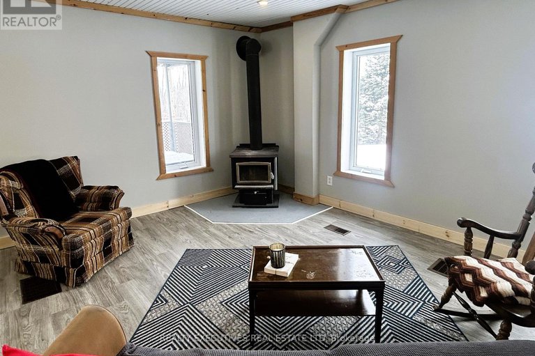 29413176/10030-glen-stewart-road/south-dundas-matilda-twp/south-dundas/ontario/K0E1C0_8