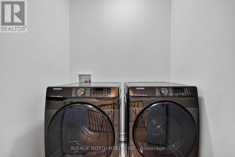 29566863/110-dun-skipper-drive/blossom-parkkemp-parkfindlay-creek/ottawa/ontario/K1X0G1_33