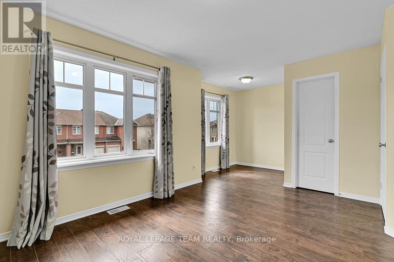 28275402/773-nakina-way/riverside-southgloucester-glen/ottawa/ontario/K1V2J2_22
