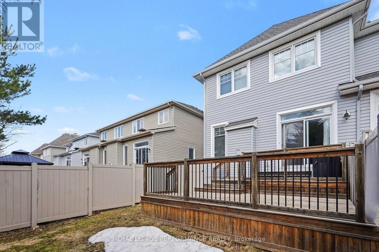 29430720/810-white-alder-avenue/blossom-parkkemp-parkfindlay-creek/ottawa/ontario/K1T0G2_32