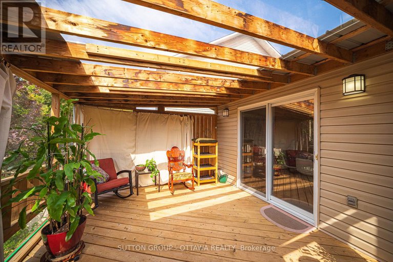 28892463/128-annapolis-circle/hunt-club/ottawa/ontario/K1V1Z3_43