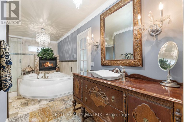 29019444/1100-moffatt-drive/cumberland-ridge/ottawa/ontario/K4C1B7_27