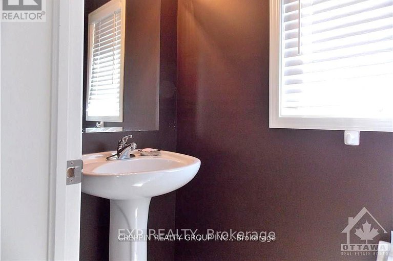 28683141/169-sorento-street/strandherd/ottawa/ontario/K2J0B6_5