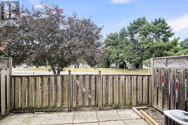 28739048/83-hadley-circle/bells-corners/ottawa/ontario/K2H7Z8_47