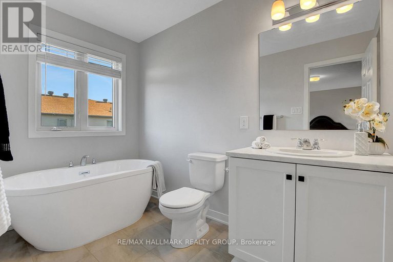28931409/610-fenwick-way/stonebridge/ottawa/ontario/K2J7E5_21