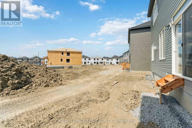 27736125/5045-abbott-street-e/ottawa/ontario/K2V0V2_47