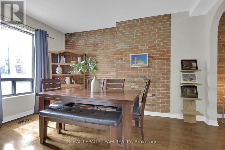 28807289/57-argyle-avenue/ottawa-centregolden-triangle/ottawa/ontario/K2P1B3_4