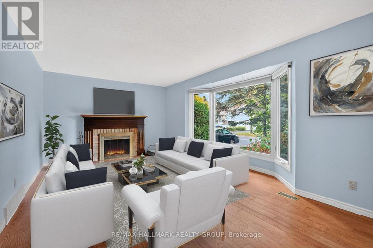 29038840/1415-plumber-avenue/carson-grove/ottawa/ontario/K1K4B2_4