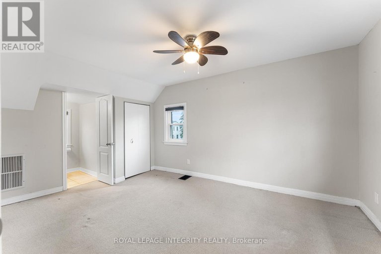 29151000/166-prince-albert-street/overbrookcastle-heights/ottawa/ontario/K1K2A1_15