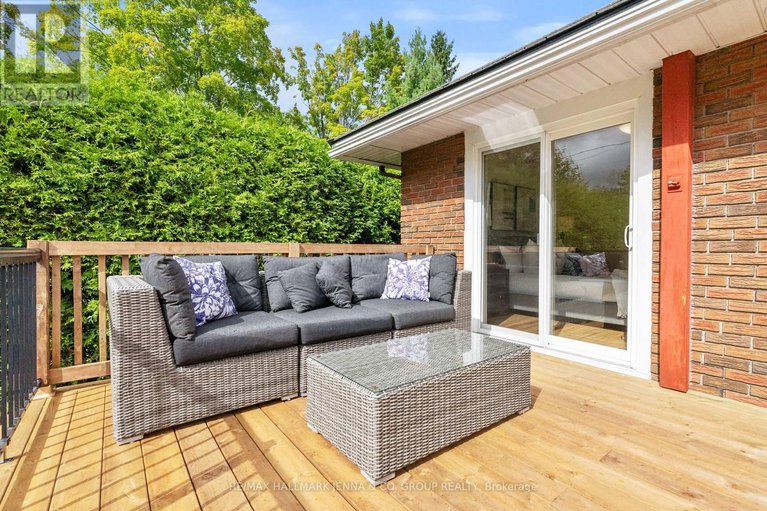 29070320/1246-cobden-road/queensway-terrace-southridgeview/ottawa/ontario/K2C2Z9_37