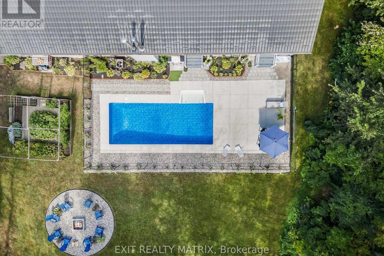 29255062/1736-groves-road/russell-twp/russell/ontario/K4R1E5_29