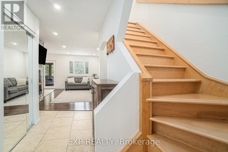 28430492/5-benlark-road/on-the-green/ottawa/ontario/K2J2L5_3