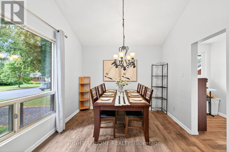 29114746/1153-adirondack-drive/kenson-park/ottawa/ontario/K2C2V2_10