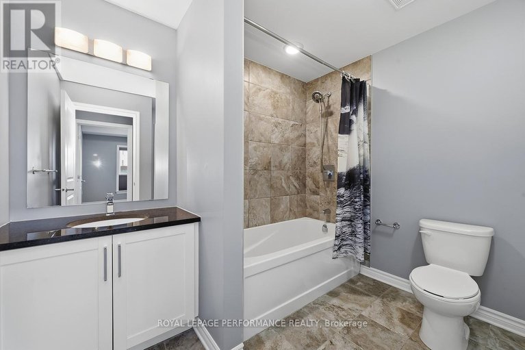 29446146/116-120-prestige-circle/chatelaine-village/ottawa/ontario/K4A1B4_24