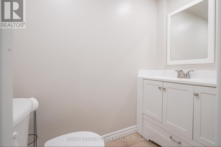 28591921/20-80-mcdermot-court/katimavik/ottawa/ontario/K2L3V1_29