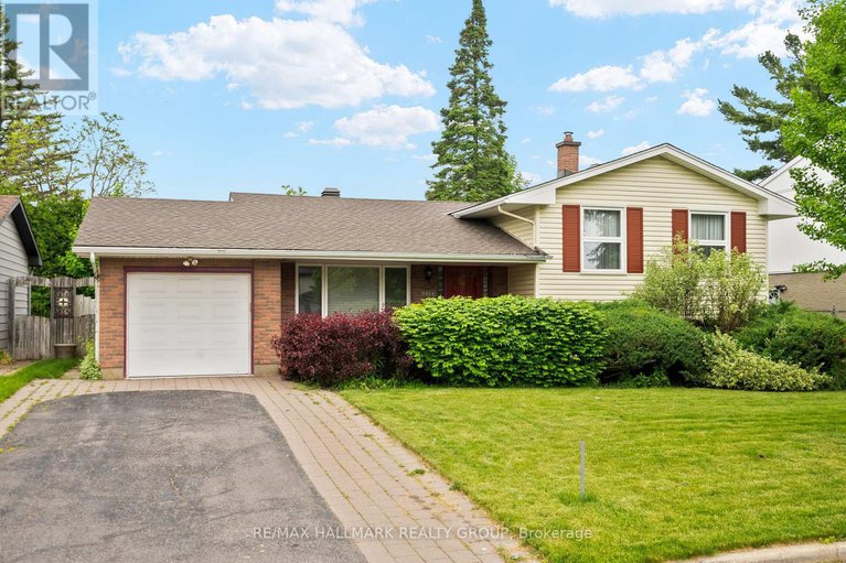 28581725/2143-hubbard-crescent/beacon-hill-north/ottawa/ontario/K1J6L3_1
