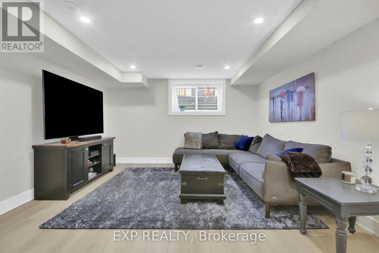 29685319/374-honeyborne-street/mississippi-mills-ramsay-twp/mississippi-mills/ontario/K0A1A0_32