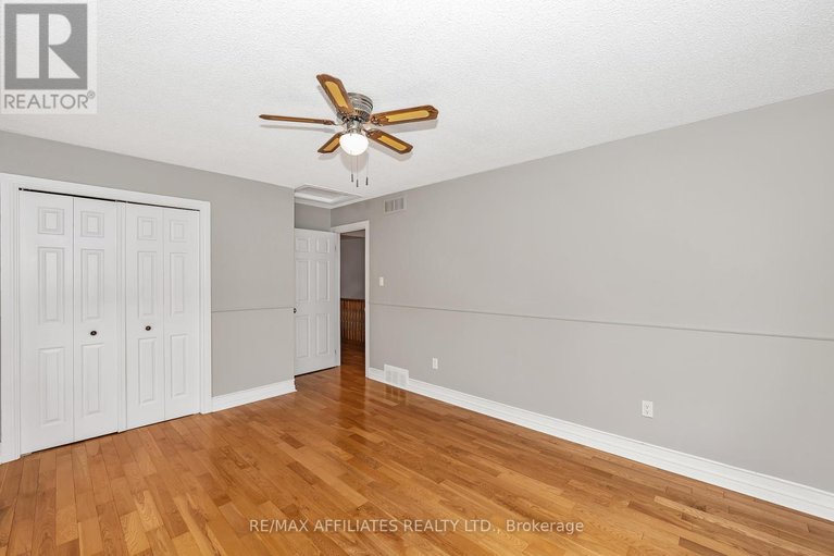 28655117/101-carterfarm-crescent/huntley-ward-south-west/ottawa/ontario/K0A1L0_26