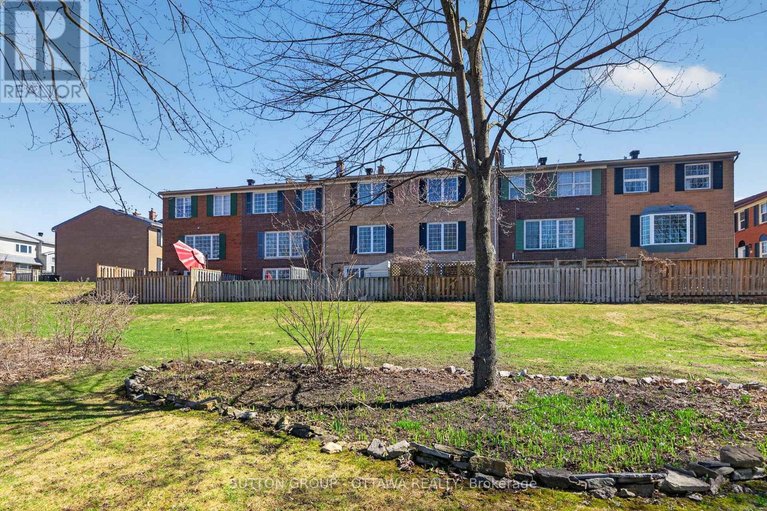 29627001/285-monterey-drive/leslie-park/ottawa/ontario/K2H7B1_28