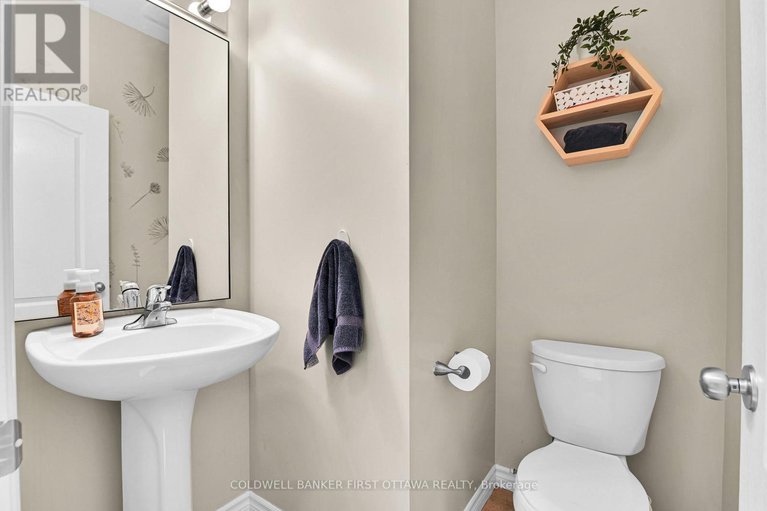 28913502/1878-montmere-avenue/notting-hillsummerside/ottawa/ontario/K4A0L7_6