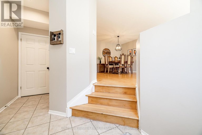 29047909/491-meadowbreeze-drive/emerald-meadowstrailwest/ottawa/ontario/K2M2T6_6