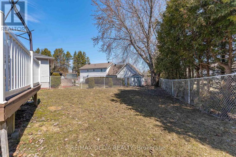 28376418/271-bonavista-street/town-of-rockland/clarence-rockland/ontario/K4K1N8_37
