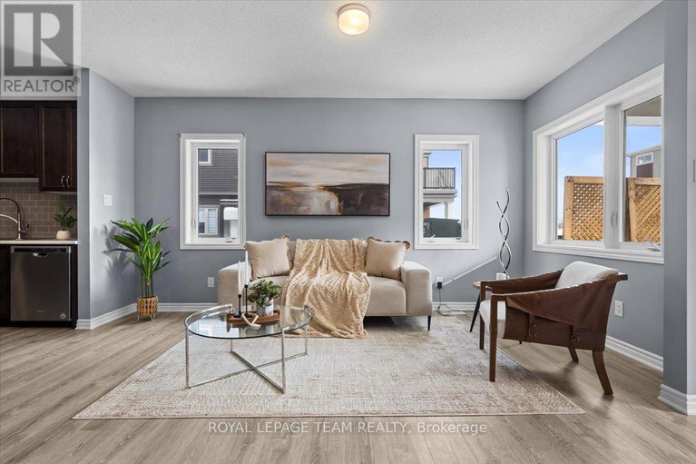 29243944/915-nautilus-private/emerald-meadowstrailwest/ottawa/ontario/K2V0S3_4