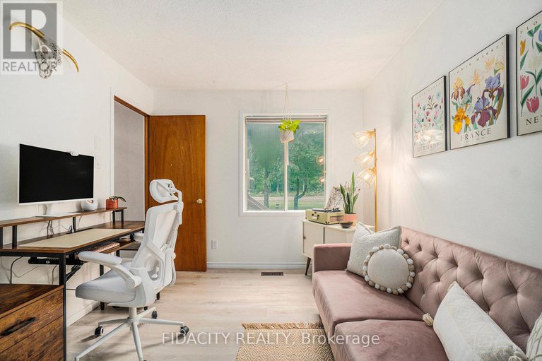 28620333/2752-8th-concession-north-pakenham-road/pakenham/mississippi-mills/ontario/K0A2X0_17