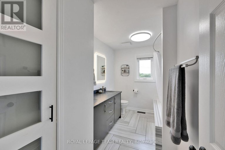 28504851/883-craig-road/north-grenville-twp-kemptville-south/north-grenville/ontario/K0G1S0_30