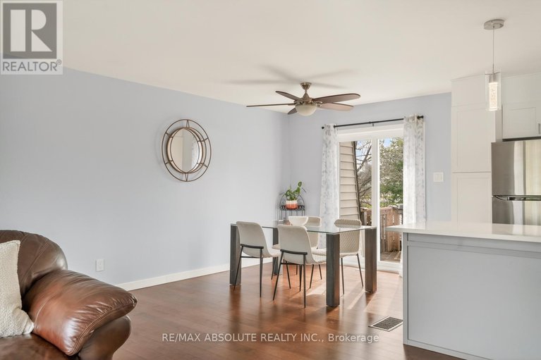 29644489/33-owlshead-road/munster/ottawa/ontario/K0A3P0_11