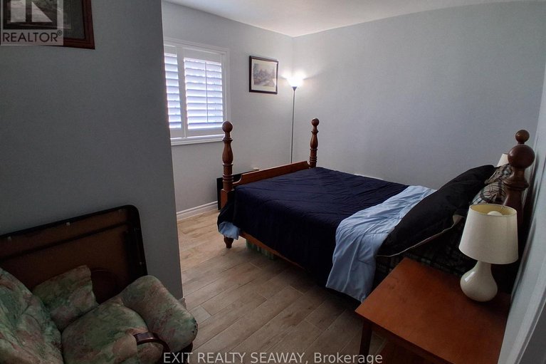 29536081/6731-gilmore-hill-street/south-glengarry-charlottenburgh-twp/south-glengarry/ontario/K6H7J3_19