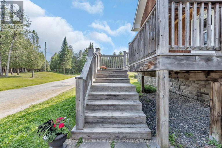 28484090/1564-first-concession-b-dalhousie-road/lanark-highlands-dalhousie-twp/lanark-highlands/ontario/K0G1K0_4