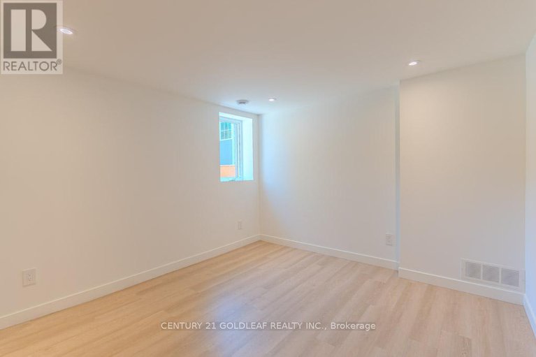 29088434/29-crownhill-street/beacon-hill-south/ottawa/ontario/K1J7K3_37