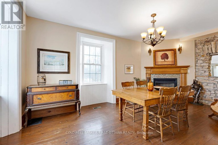 28148483/28-south-street/drummondnorth-elmsley-north-elmsley-twp/drummondnorth-elmsley/ontario/K7H2G1_13