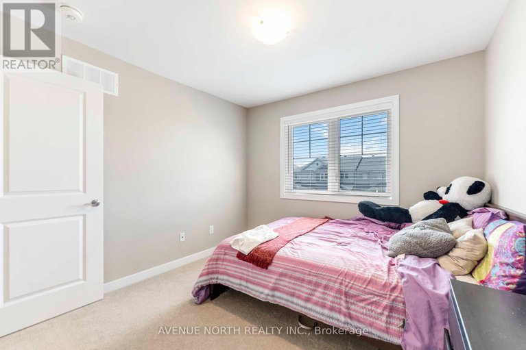 28639298/1018-kijik-crescent/blossom-parkkemp-parkfindlay-creek/ottawa/ontario/K1X0G9_21
