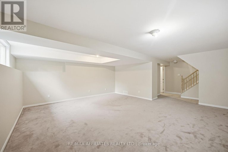 29125287/137-hearst-way/katimavik/ottawa/ontario/K2L4G5_28